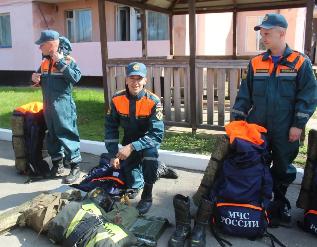 В Орловском МЧС проверили готовность аэромобильной группировки В Орловском МЧС проверили готовность аэромобильной группировки