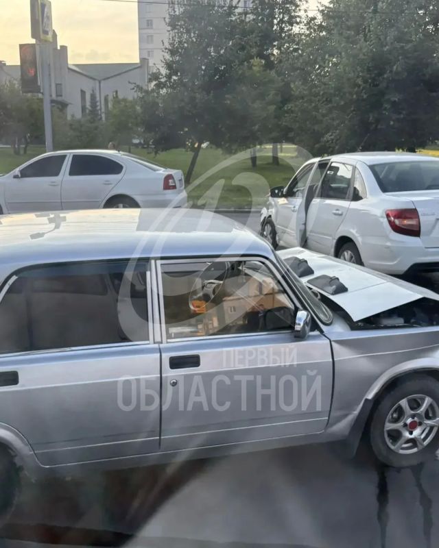 ДТП в районе УВМ. Движение затруднено ДТП в районе УВМ. Движение затруднено