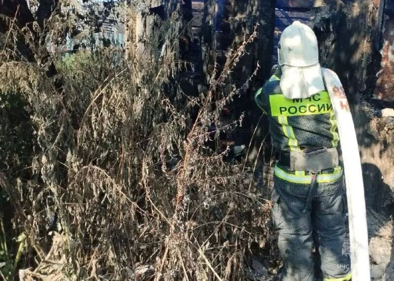 22 выезда за сутки: тушили сухую траву, изъяли ВОП времён войны и помогали населению За прошедшие сутки орловские пожарно-спасательные подразделения выезжали 22 раза, из них 12 выездов на ликвидацию возгораний, 10 выездов... 22 выезда за сутки: тушили сухую траву, изъяли ВОП времён войны и помогали населению За прошедшие сутки орловские пожарно-спасательные подразделения выезжали 22 раза, из них 12 выездов на ликвидацию возгораний, 10 выездов...