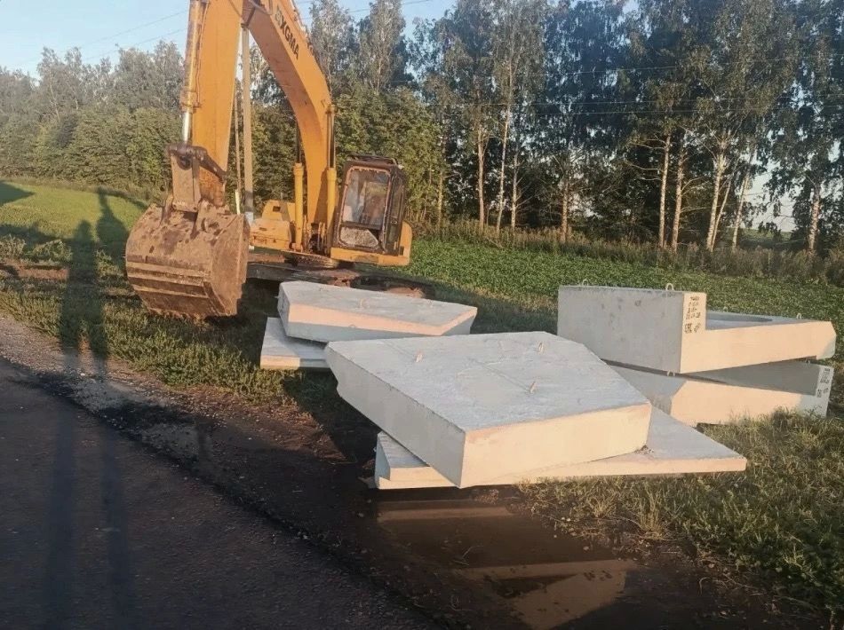 К концу сентября в Ливенском районе отремонтируют 7 километров автодороги Ливны — Навесное К концу сентября в Ливенском районе отремонтируют 7 километров автодороги Ливны — Навесное