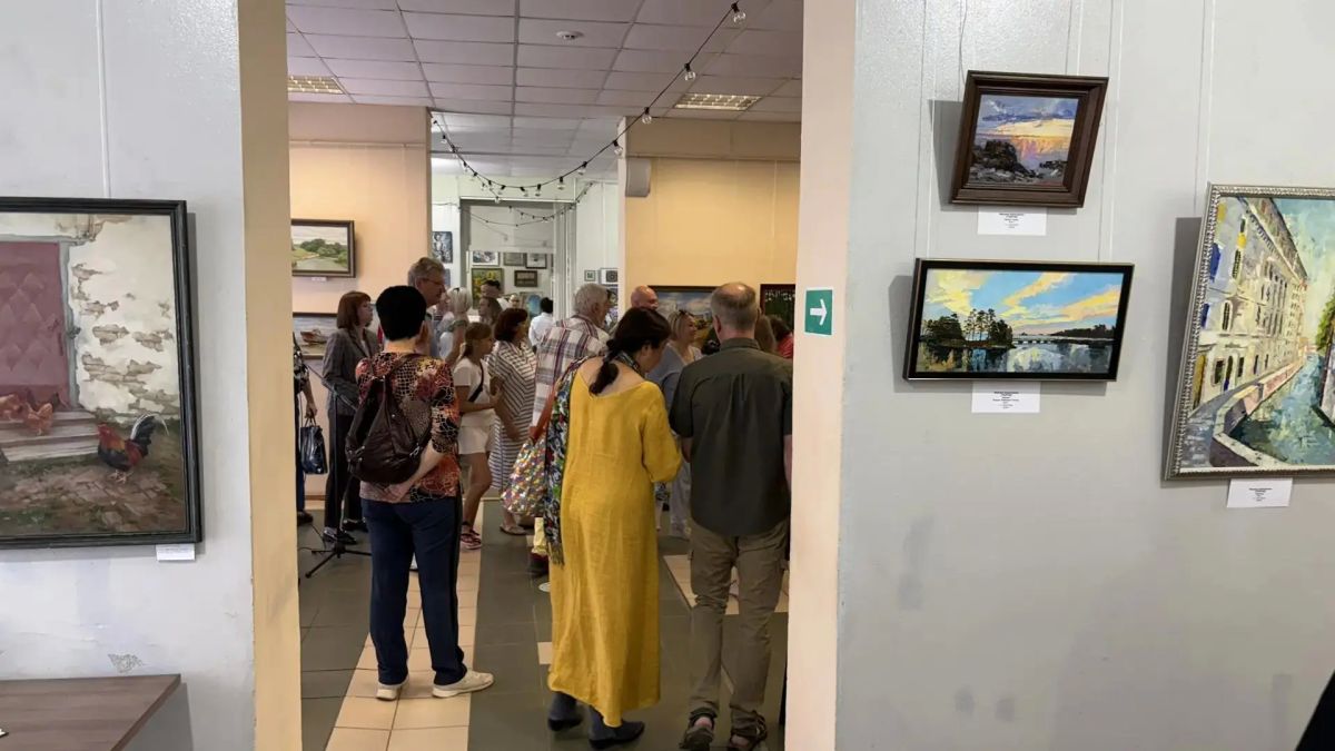 В Информационно-выставочном центре Орла сегодня открылась необычная экспозиция - «НОЖ»! В Информационно-выставочном центре Орла сегодня открылась необычная экспозиция - «НОЖ»!