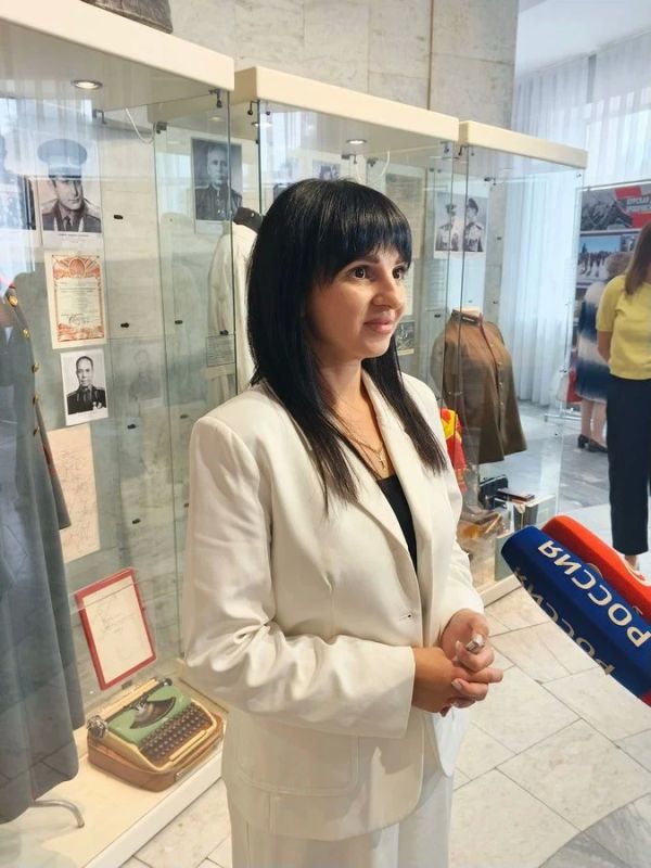 В Орле работает выставка «Курская битва: хроника огненных дней» В Орле работает выставка «Курская битва: хроника огненных дней»