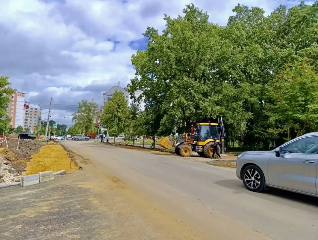 На улице Скворцова продолжается капремонт На улице Скворцова продолжается капремонт