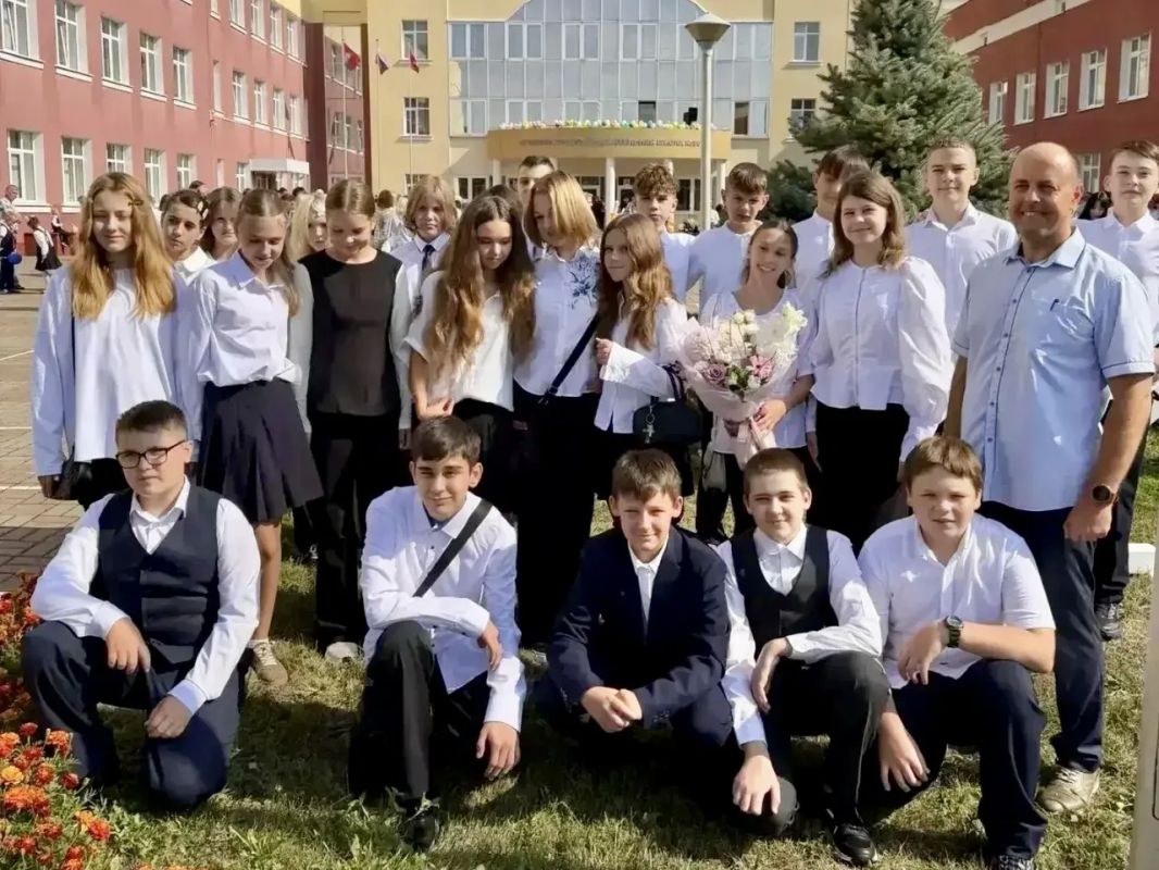 Новый учебный год школа № 50 встретила с новыми целями и достижениями Новый учебный год школа № 50 встретила с новыми целями и достижениями