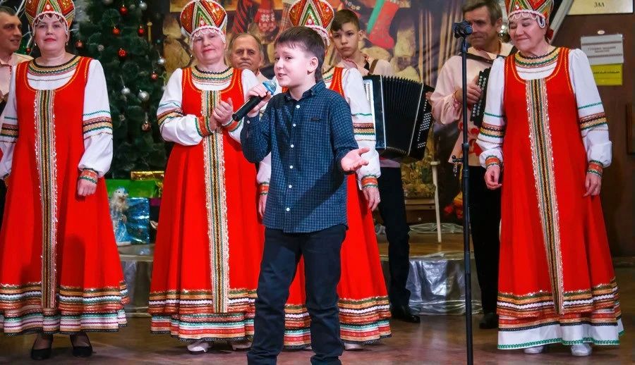 О чём мечтает 13-летний музыкант, певец и танцор Лев Кубарев из Ливен О чём мечтает 13-летний музыкант, певец и танцор Лев Кубарев из Ливен