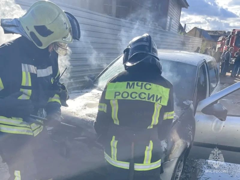 11 выездов за воскресенье: тушили дом и автомобиль За прошедшие сутки орловские пожарно-спасательные подразделения выезжали 11 раз, из них 5 выездов на ликвидацию возгораний и 6 на помощь населению: обошлось без... 11 выездов за воскресенье: тушили дом и автомобиль За прошедшие сутки орловские пожарно-спасательные подразделения выезжали 11 раз, из них 5 выездов на ликвидацию возгораний и 6 на помощь населению: обошлось без...