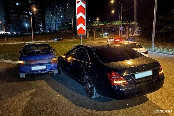 На улице Раздольной в Орле произошло ДТП при круговом движении