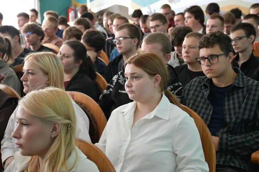 Более 14,5 тыс. орловцев смогут впервые проголосовать на сентябрьских выборах 2026 года Более 14,5 тыс. орловцев смогут впервые проголосовать на сентябрьских выборах 2026 года