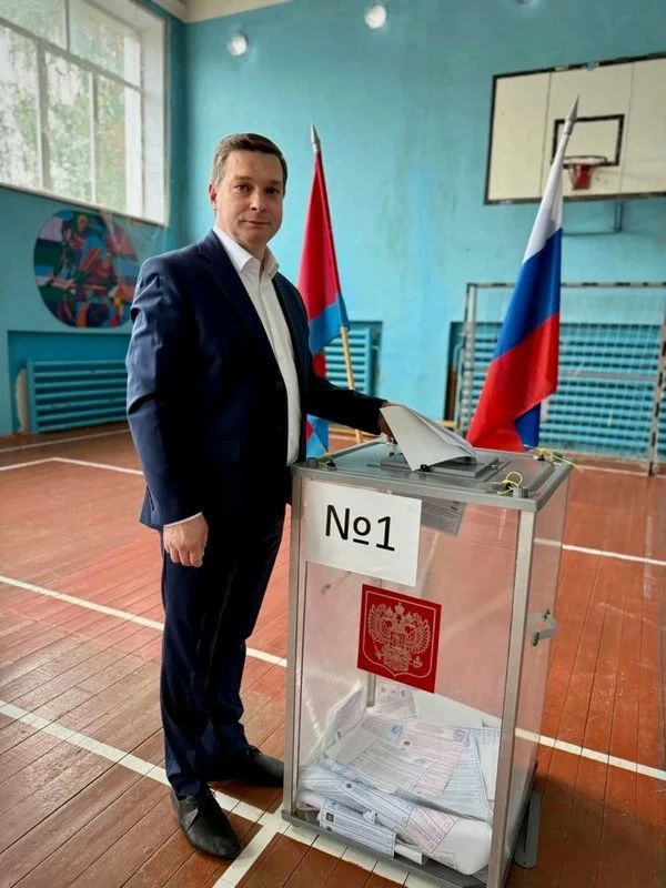 Председатель Орловского облсовета Леонид Музалевский принял участие в выборах Председатель Орловского облсовета Леонид Музалевский принял участие в выборах