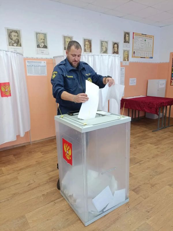 Голосование на выборах депутатов Государственной Думы Федерального Собрания Российской Федерации девятого созыва, депутатов Орловского областного Совета народных депутатов созыва 2026–2031 годов, а также представителей... Голосование на выборах депутатов Государственной Думы Федерального Собрания Российской Федерации девятого созыва, депутатов Орловского областного Совета народных депутатов созыва 2026–2031 годов, а также представителей...
