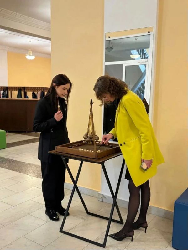 Выборы во Дворце пионеров и школьников им. Ю. А. Гагарина в Орле проходят в творческой обстановке Выборы во Дворце пионеров и школьников им. Ю. А. Гагарина в Орле проходят в творческой обстановке