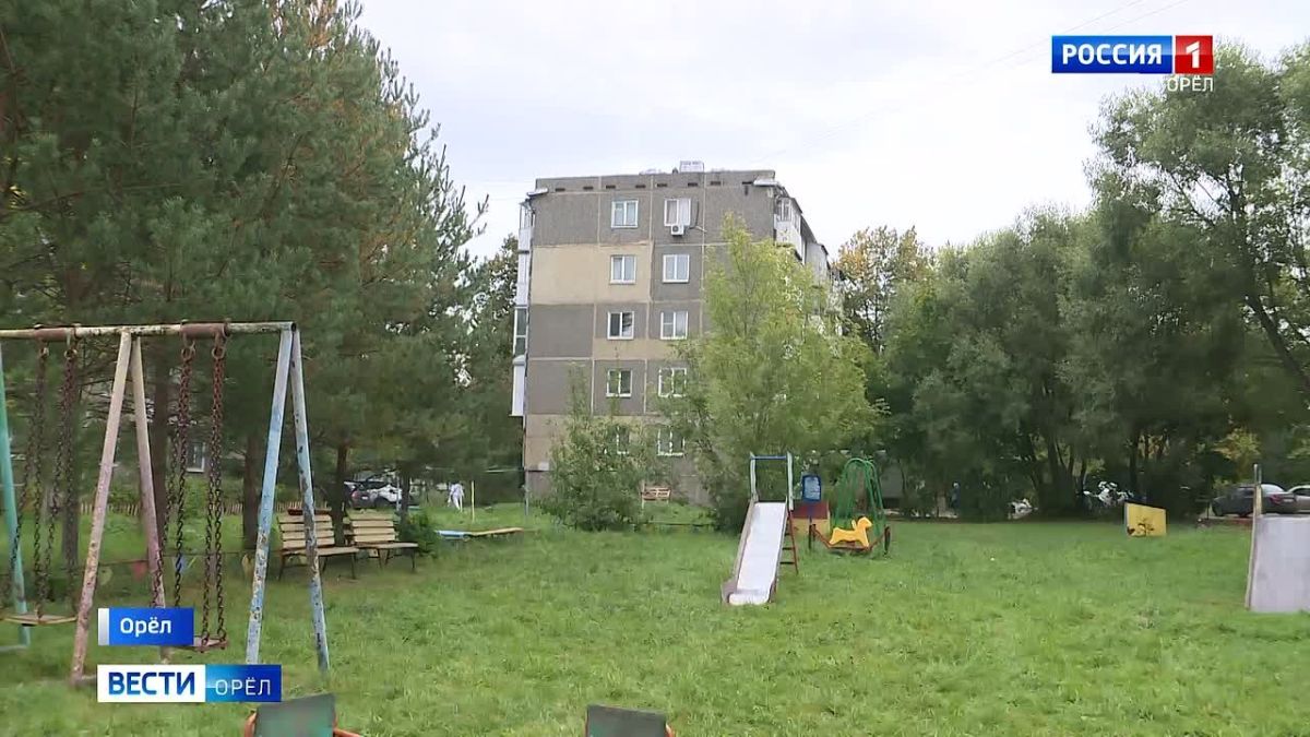 В Орле в двух домах досрочно завершат ремонт кровли