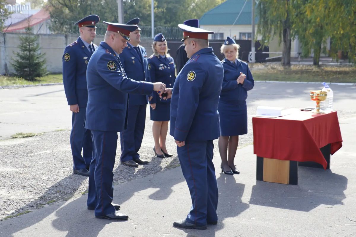 Автопарк орловского УФСИН пополнился 12 новыми служебными автомобилями Автопарк орловского УФСИН пополнился 12 новыми служебными автомобилями