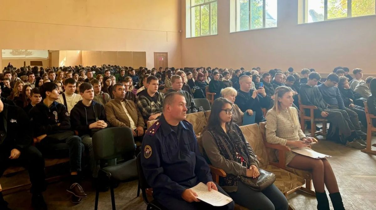 Сотрудники следственного управления приняли участие в профилактических мероприятиях Сотрудники следственного управления приняли участие в профилактических мероприятиях