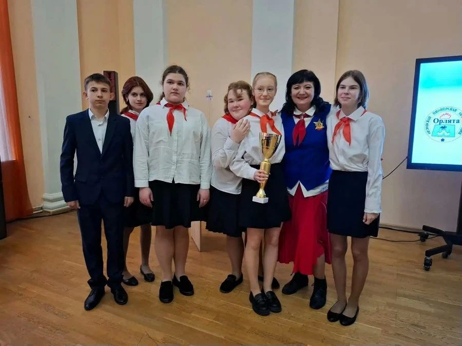 Старейшая в Орловской области школа № 3 города Мценска отметила 240-летие Старейшая в Орловской области школа № 3 города Мценска отметила 240-летие
