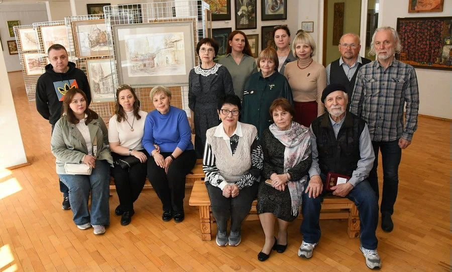 В Орловской детской художественной школе № 1 отметили День учителя