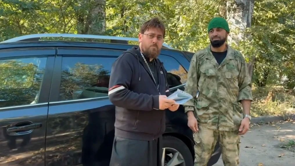 Протоиерей Василий Иванов передал бойцам СВО личный автомобиль