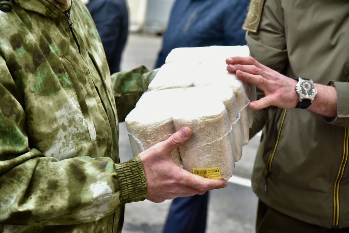 Орловчане передали на фронт бронированный автомобиль Орловчане передали на фронт бронированный автомобиль