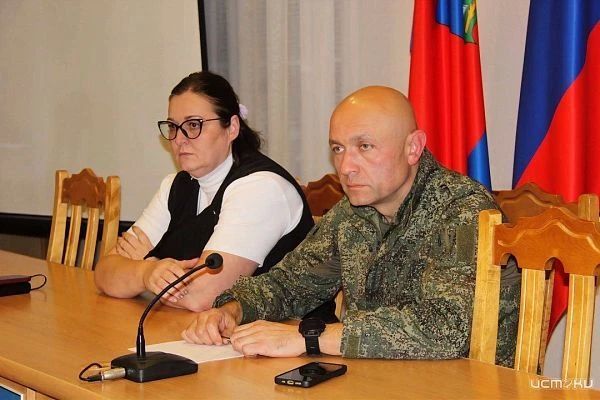 В облсовете спорят изза отсутствия мэра Парахина: служба в «БАРСОрёл» и 5 % от НДФЛ