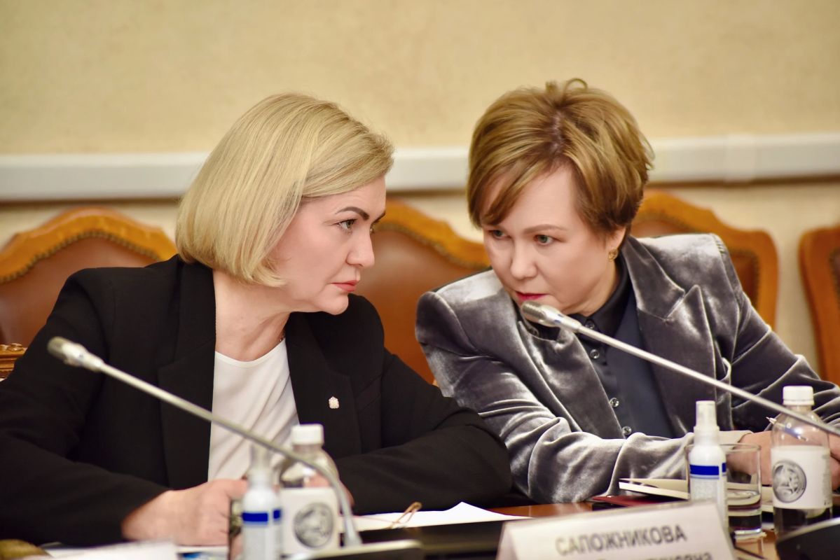 Губернатор Андрей Клычков встретился с руководителями фракций в орловском Облсовете Губернатор Андрей Клычков встретился с руководителями фракций в орловском Облсовете