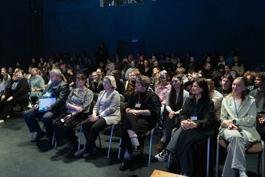 В Орел съехались студенческие театры со всей страны В Орел съехались студенческие театры со всей страны